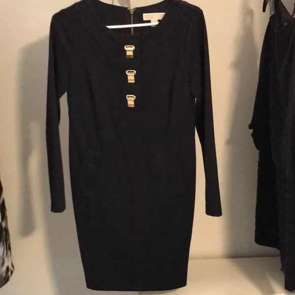 EUC MICHAEL KORS LONG SLEEVE DRESS GOLD CLIPS & EXPOSED BACK ZIP FRONT  POCKETS